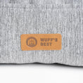 Bild in Galerie-Betrachter laden, Hundebett mit hohem Rand "Nordic" (hellgrau) Logodetails